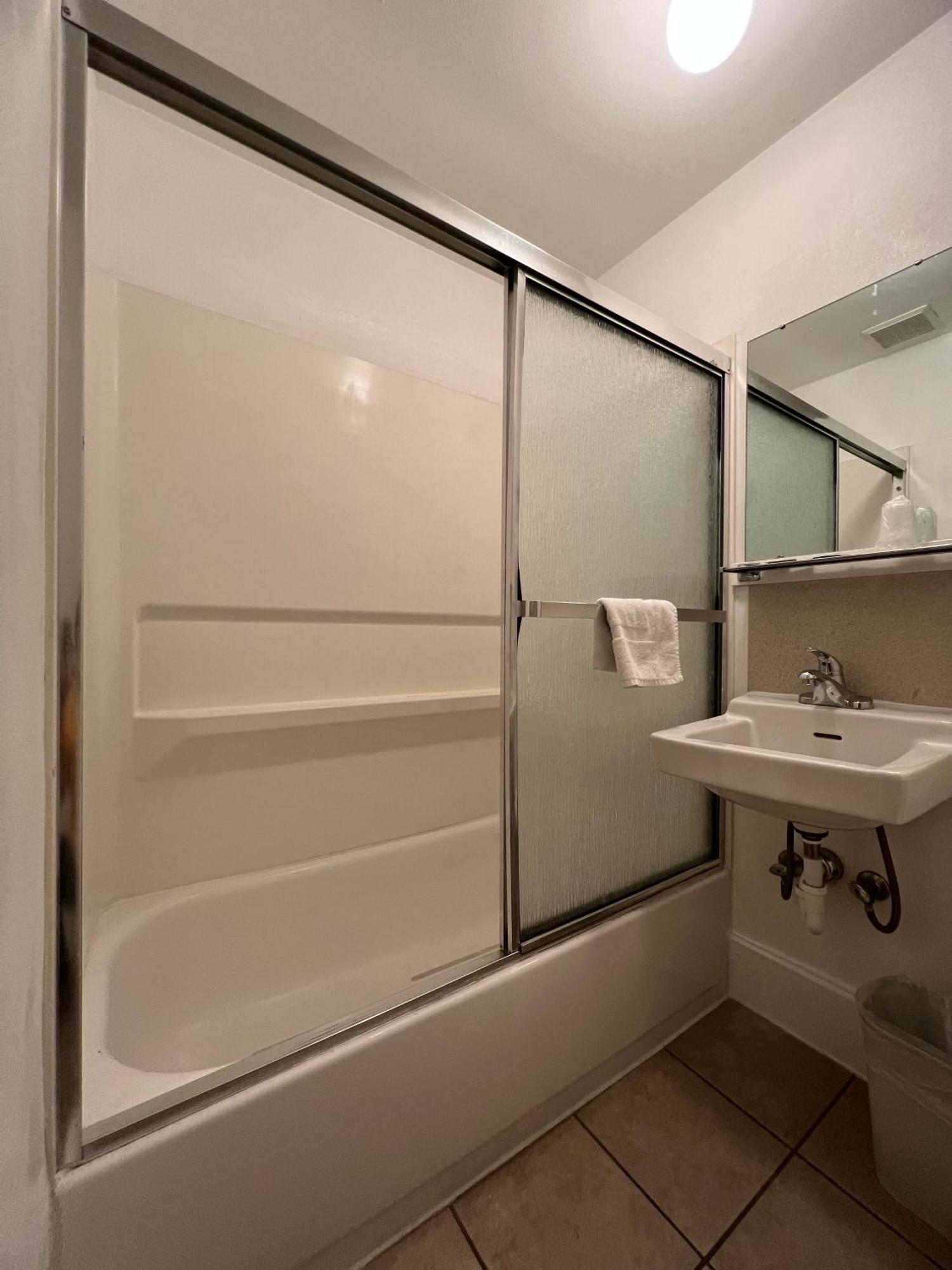 Columbus Motor Inn Seattle Dış mekan fotoğraf